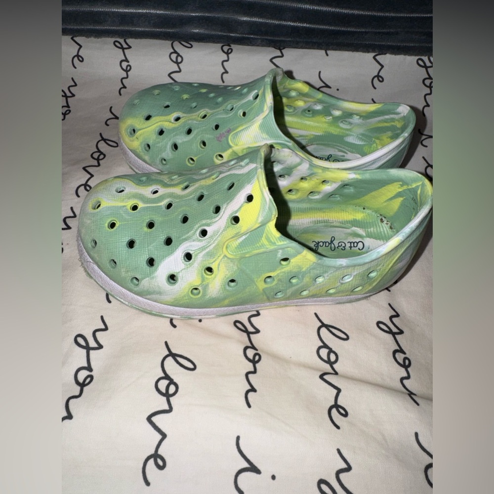 Cat & Jack croc shoes - toddler size 6